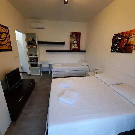 171 Guest house
